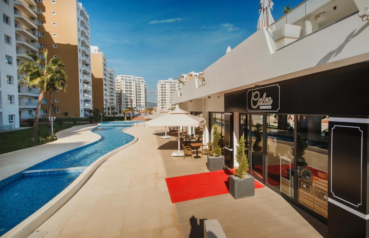 Luxury Sea View Two Bedroom Apartment In Caesar Resort & Spa, Long Beach Perivolia tou Trikomou Ngoại thất bức ảnh